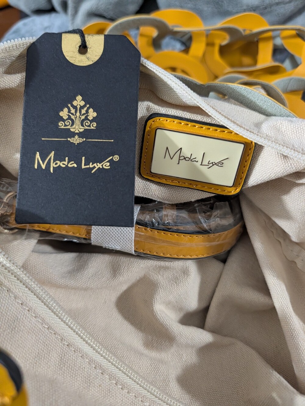NWT Moda Luxe Paige Tote Bag Yellow Interlocking Cutout Weave with Canvas Insert - Picture 6 of 7